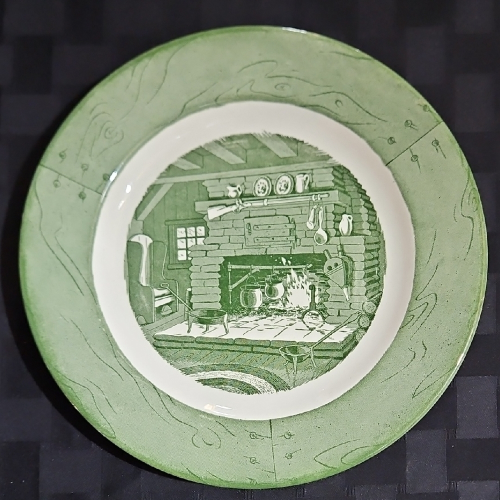 Royal China Colonial Homestead Dinner Plates Made in U.S.A. 1950s, Set of 2